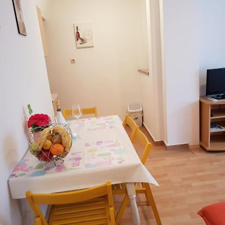 Apartmani Luka Crikvenica Exteriör bild