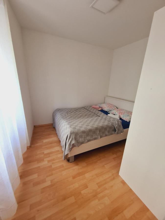 Apartmani Luka Crikvenica Exteriör bild